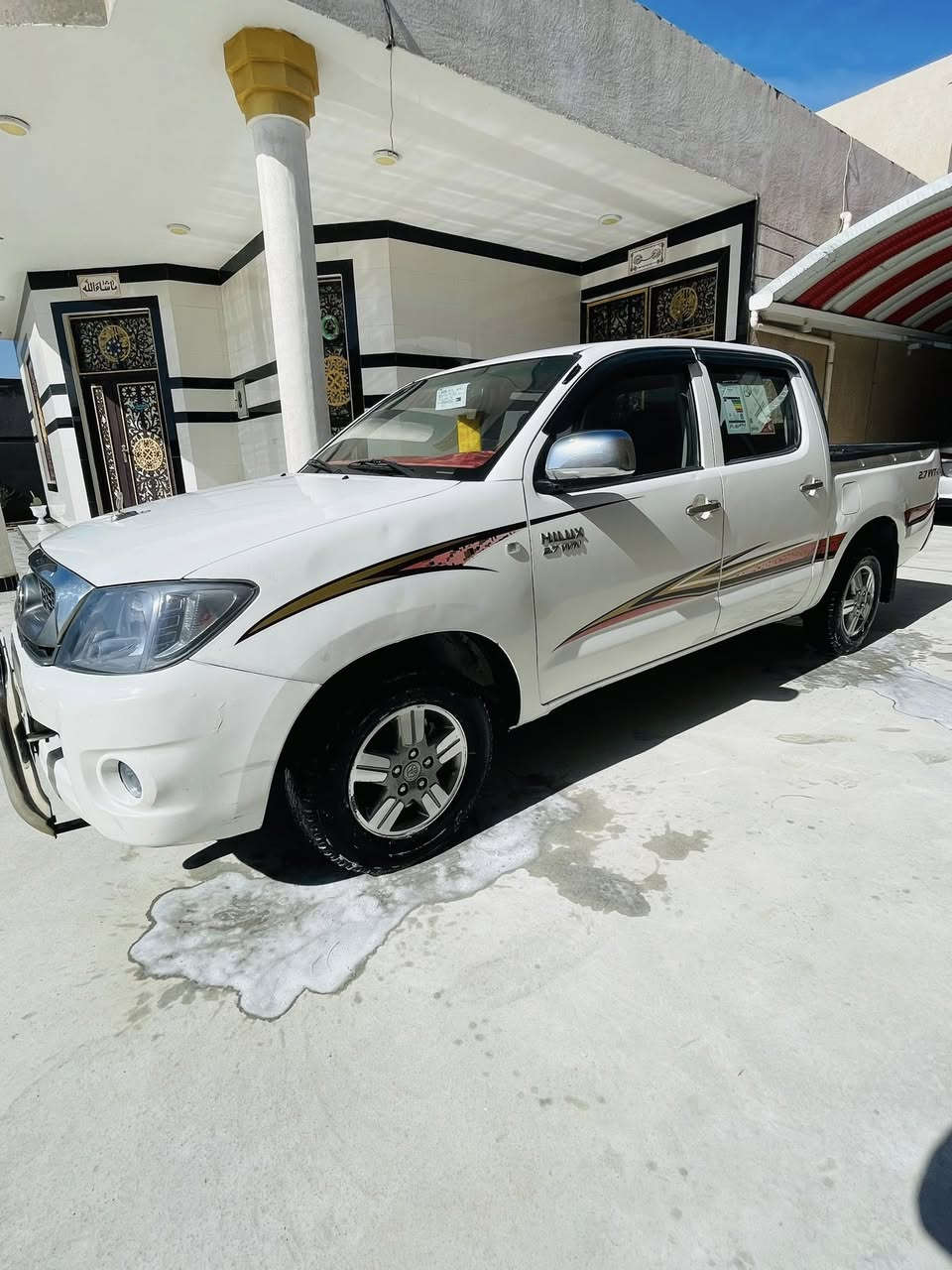 سلام عليكم
بيكم تيوتا هايلوكس موديل ٢٠٠٩رقم بصرة تحويل ثاني يوم مكفوله سياره مكينه كير حداديه خير من الله تبريد مكينه توه مجفته تايرات اربعه برجستون ما عوزه ايشي مكينه كير حداديه اكسن خير من الله مكان سيارة البصرة سعر ١٦٠ لاستفسار انتصل ***********
