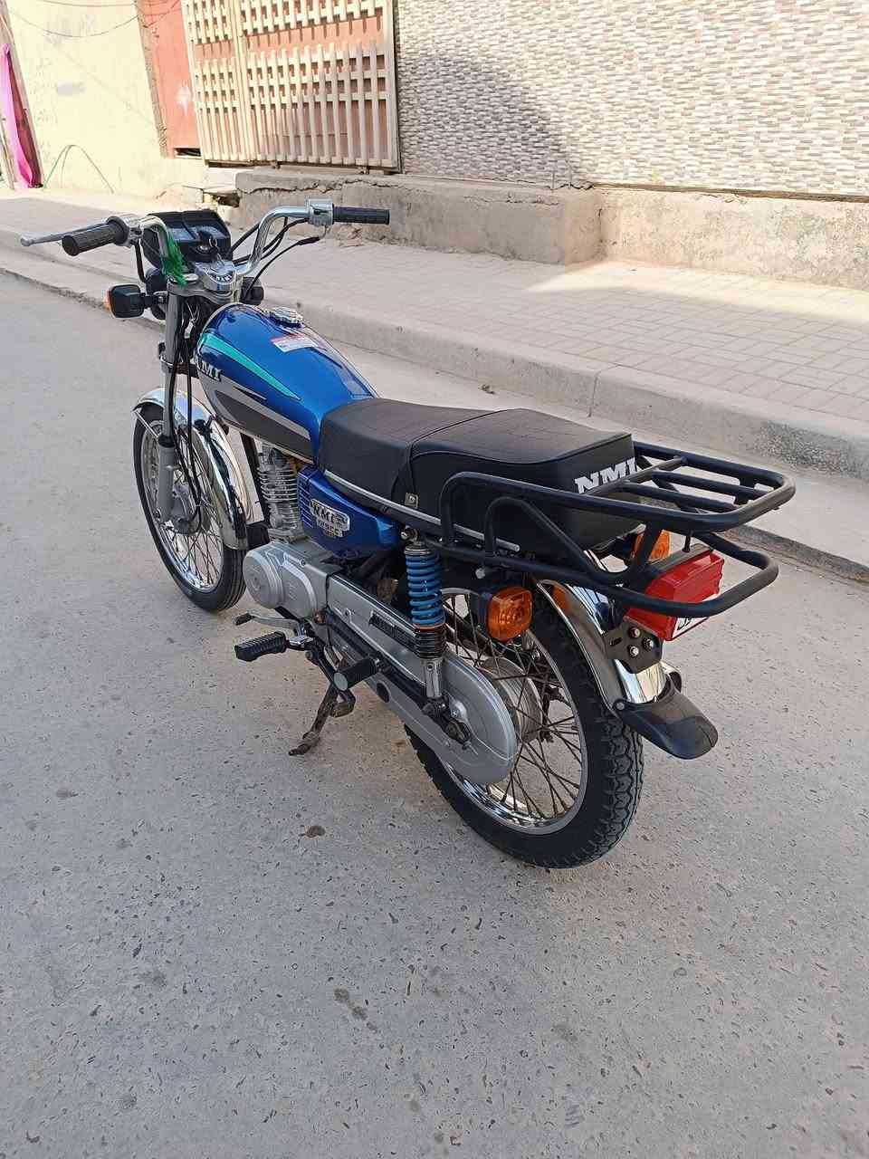 السلام عليكم دراجه اربعه كير للبيع شاصي ارشا 2019 اوراق اصولي محرك نامه شلامجه اصلي وغراض الدراجه كلهه شلامجه الاصلي (***********)
