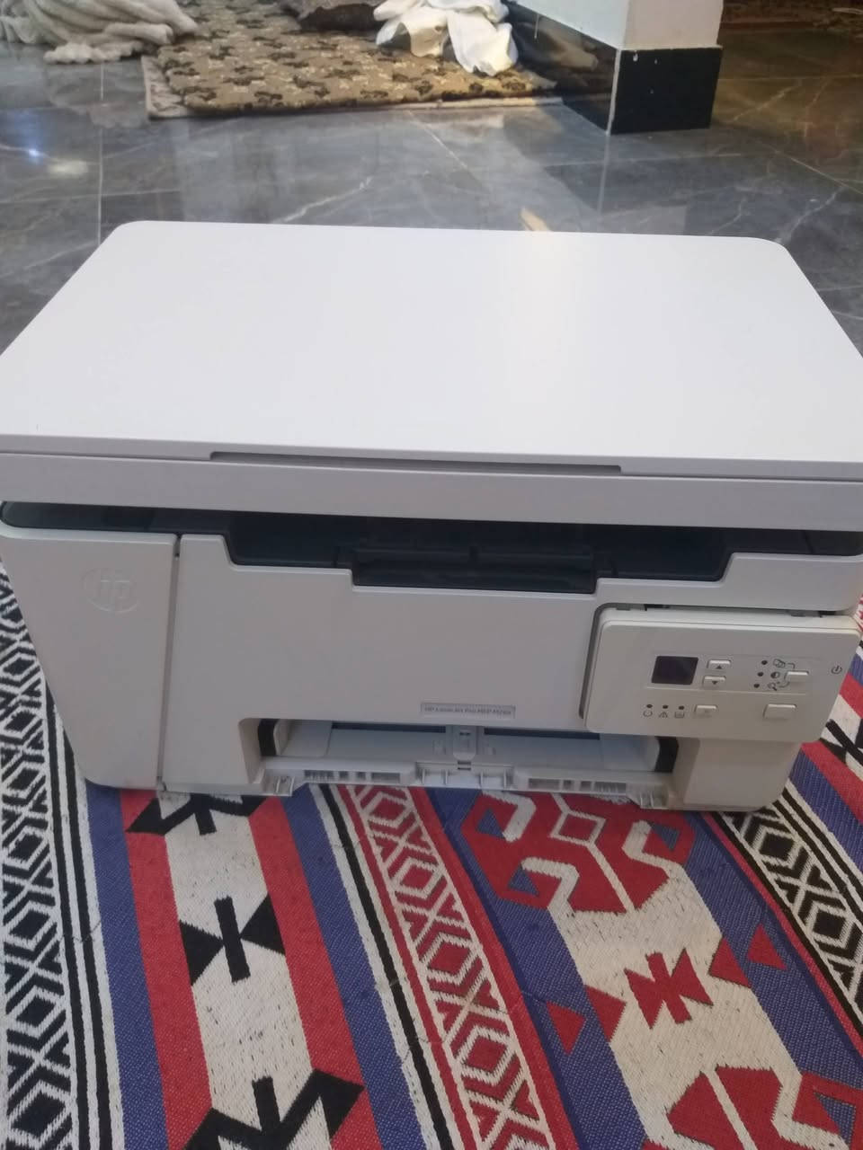 طابعة HP M26a 
تتميز بطباعة أبيض وأسود ليزرية، معها كاترج جديدة سعر كاترج حبر  الجديد في الأسواق  8 آلاف دينار عراقي يكفي لطباعة حوالي 2000 نسخة.

سعر الطابعه ١٢٠ ألف دينار عراقي وبيها مجال 
مكاني كركوك


**إذا كنت صاحب هذا الإعلان وتريد حذفه لأي سبب، رجاءا أرسل رسالة إلى الدعم الفني**