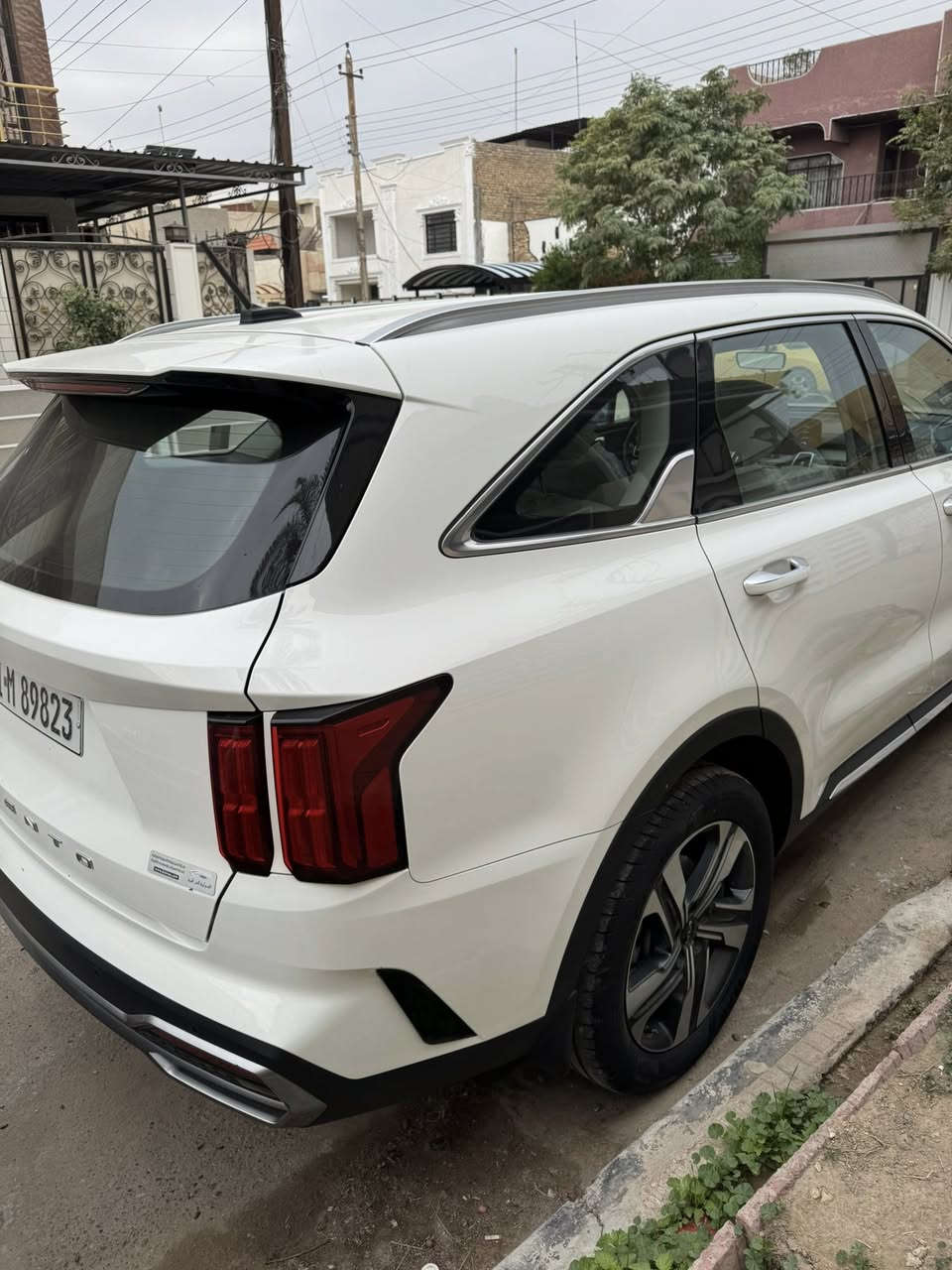 سورنتو 2022 خليجيه مكفوله
4 سلندر محرك 2500 Mpi 
ضمان الشركة الدوليه العراقية 
رقم بغداد بأسمي
7 راكب 3 قطع تبريد
عنواني بغداد الكرخ 
السعر 250 
***********
