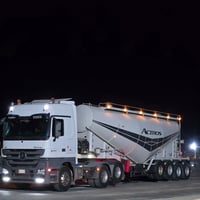 اكتروز • موديل ٢٠١١ • ثلاجة سايلو ٥٠ طن