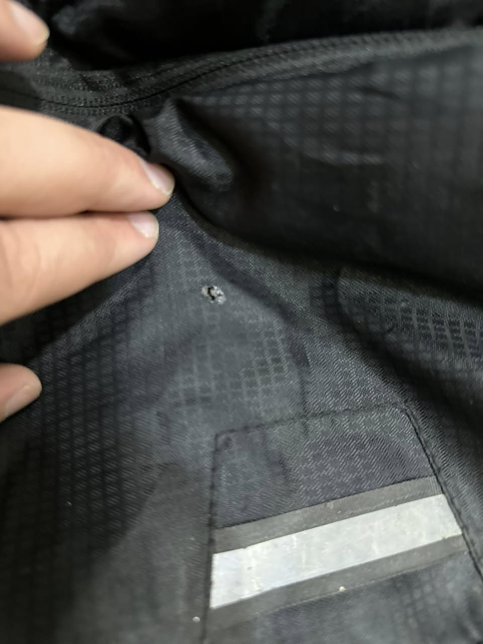 Crivit Hiking
النظافة ٩٥٪؜
السعر 15 
القياسات 

الارتفاع: حوالي 60 سم
 العرض: 40 سم
 العمق 22 سم


**إذا كنت صاحب هذا الإعلان وتريد حذفه لأي سبب، رجاءا أرسل رسالة إلى الدعم الفني**