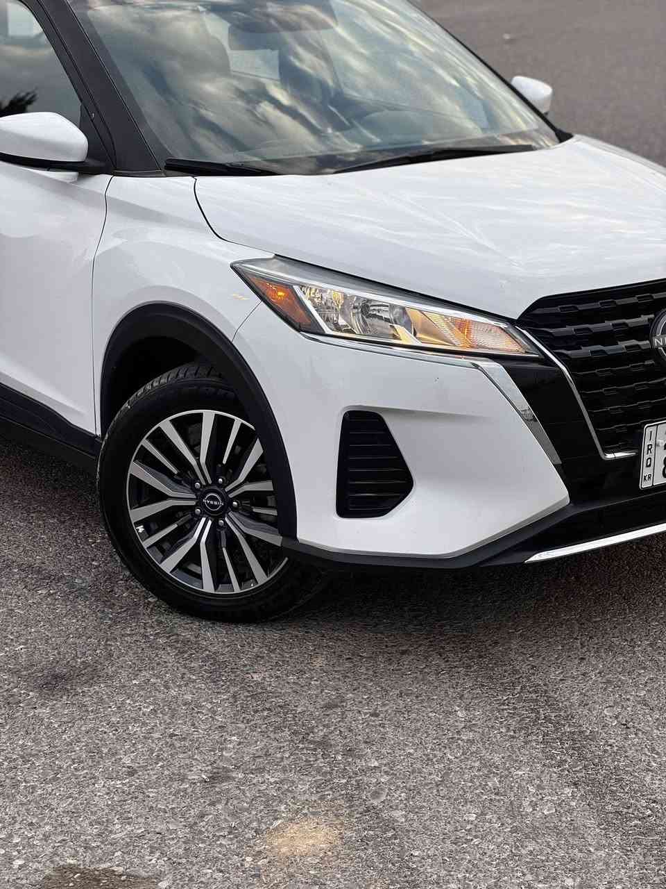 Kicks 2022 SV
بجم ورا كبس 
ماشية 49 الف مايل 
بس بيه بابين تبديل بلادي ويا شبر صبغ
ايرباك ستيرن طاك ويا بردة 
بدون مراوس بس بيع 
سعر 139 ورقة مجال بصيط 
مكان اربيل 
واتساب ***********
