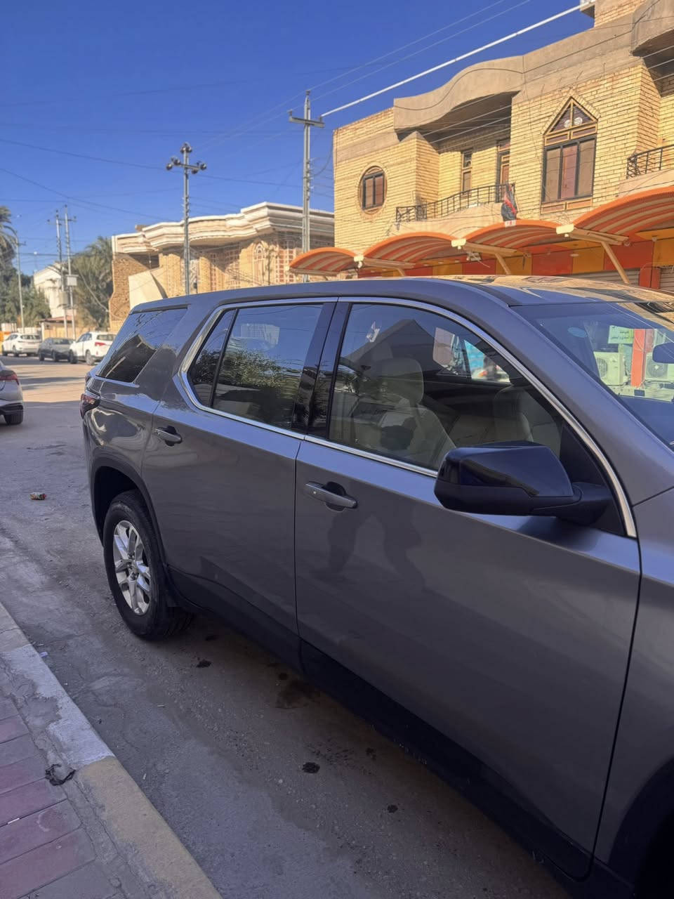 السلام عليكم. 
2024 CHEVROLET TRAVERSE, LS 
تشغيل عن بعد 
3 قطع تبريد 
5 بصمات    
سايد بريك بصمة  
مخارج UBS
رادار امامي
كشافات امامية زنون 
حجم المحرك 3600
6 سلندر
السيارة رقم ميسان شهداء 
حادث السيارة جانبي
كما موضح في الصور
البچم كبس
السعر 235 قابل للتفاوض

للاستفسار 
***********
