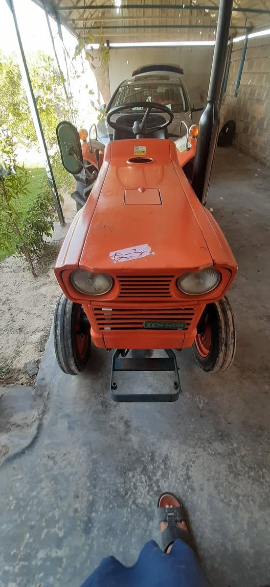بسبب الوعود الكاذبه اعادة النشر
كابوته 2بستم 
جديده خير من الله 
اغراضه 
رفاس
عربانه 
معدلان 
مرازه
محرك شرط لا بخار ولا تنقيص 
تك خلفي مكينه خير من الله السعراتصل اوتدلل
***********
