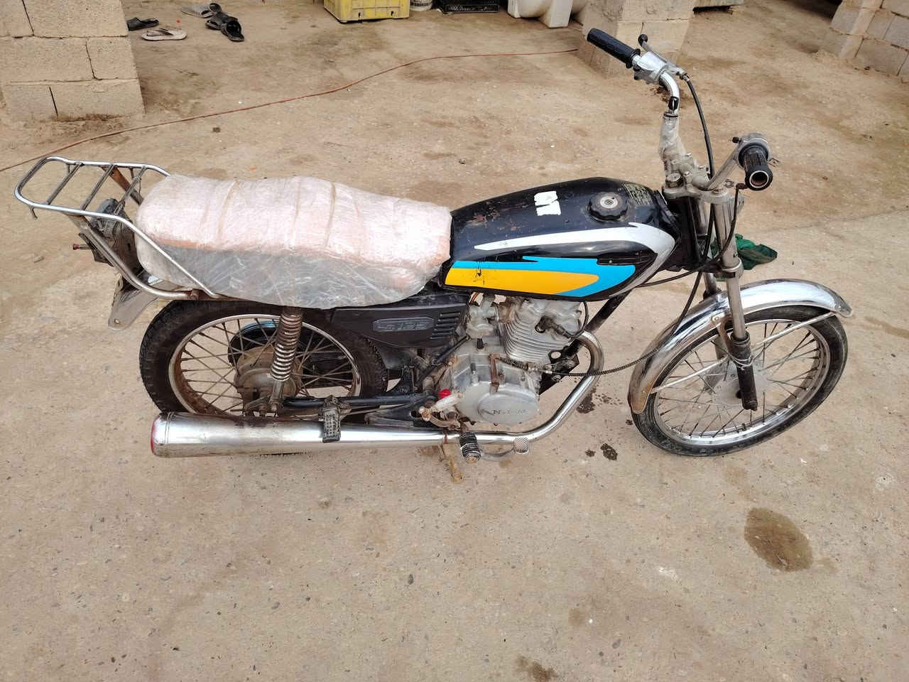 سلام وعليكم دراجه بدون مكفوله عشاير دراجه نكره مكينه جرس مكفول من دخان وجبن شاصي مكفول مكاني كحلائ نحيت بني هاشم شراي يتصل ***********
