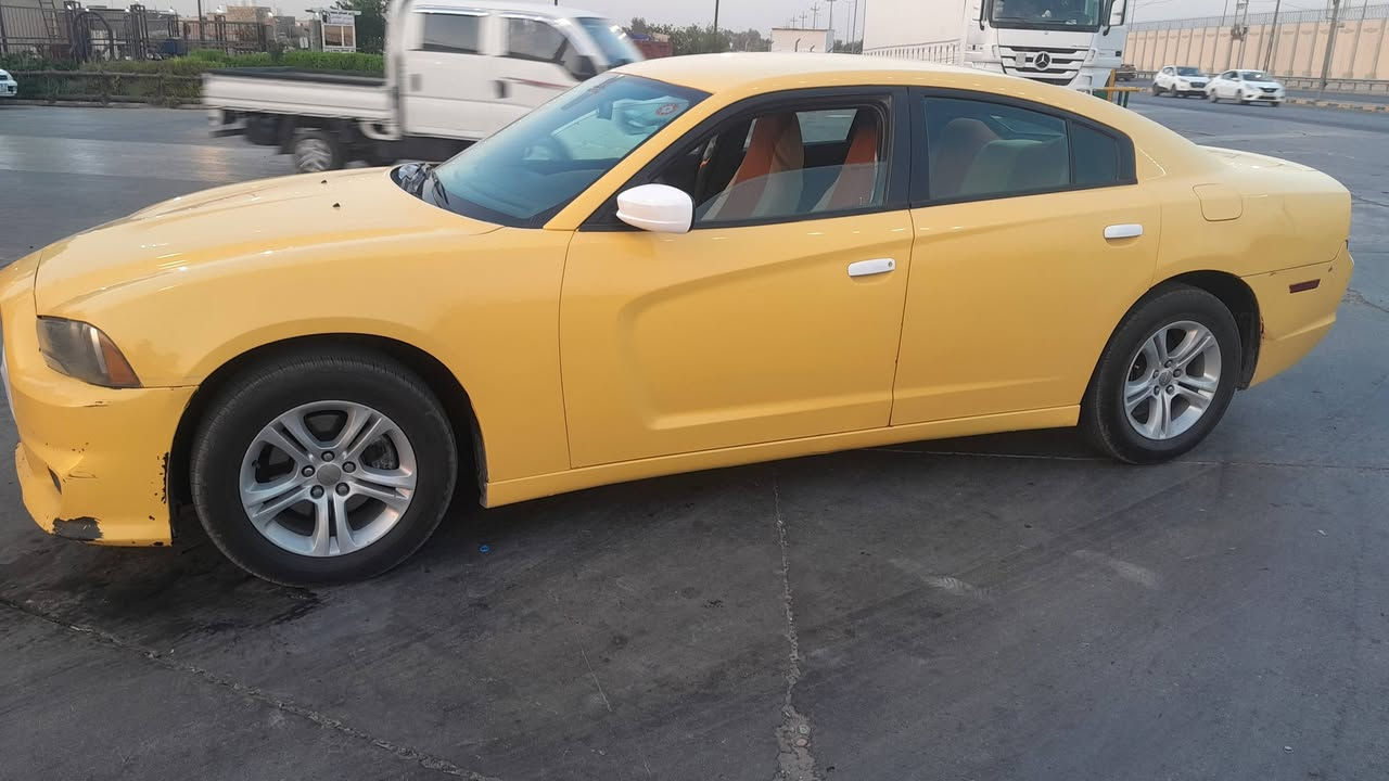 السلام عليكم
سيارة جارجرموديل 11خطها ناصريه نجف سيارة جاهزه ماناقصها برغي السعر125وبيها مجال ***********اتصل ودلل
