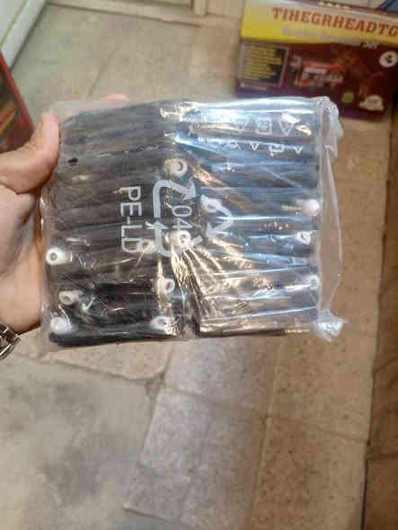 آيفون 12 برو ماكس
اريبود 
سماعات أذن 
توصيل داخل الحله 
واتساب 
***********
