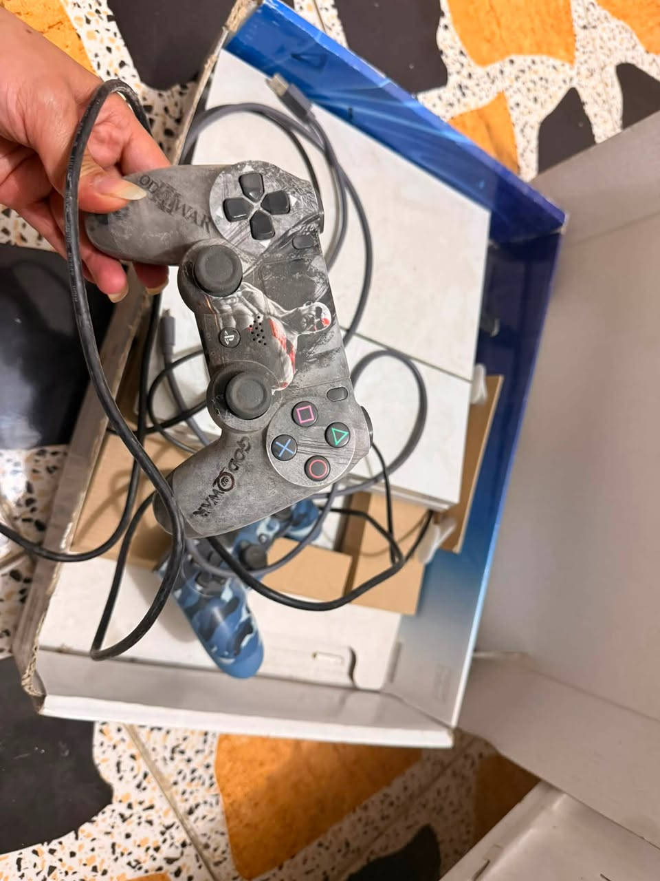 بلي مشترينه ب370  واريده ب300


**إذا كنت صاحب هذا الإعلان وتريد حذفه لأي سبب، رجاءا أرسل رسالة إلى الدعم الفني**