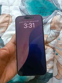 تلفون آيفون 16برو ماكس  كامل هوه وملحقاته و مستخدم شي قليل نضافه100/10...