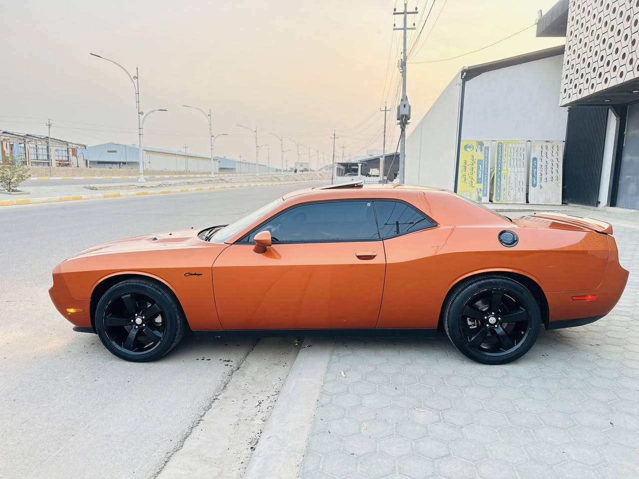 (السلام عليكم).     (دوج جالنجر 2011)
(وين الرغابه وين عشاق الفخامه)

(وين الي ايدور جديد وهيبه وكشخه بالشارع)

(قطعة نادره الوحيده بالعراق)

(دوج جالنجر (Sxt Plus)(خليجيه وكالة شركة هارلم)

(نصبته تخبل) 

(شكل 2023)

(مكفوله كفاله عامه)

(مكينه 6سلندر 3600 المرغوب 

(رقم مميز بأسمي حرف (A) (المرغوب)

(ماشيه (125)(الفkm))

(لون مميز برتقالي غامق)

(رقم هزه سنويه جديد وبأسمي)

(كتاب باج عظم عاج تضليل مسموح بكل )

(محافظات العراق)من مديرية مرور السليمانية)

(فول مواصفات 1/1 بصمه/تشغيل عن بعد/

(ويل20(تو سايز -فتحه -كشن كهربائي-كشن 

(تدفئه-شاشه جبيره بلادي-كامره خلفيه-بعد 

(اهوايه مواصفات (كير محرك كهربائيات ع بلاد 

(مكفوله السياره ع (وضع الشركه)

العنوان الرمادي    (***********) خط واتساب مفتوح    السعر خاص
