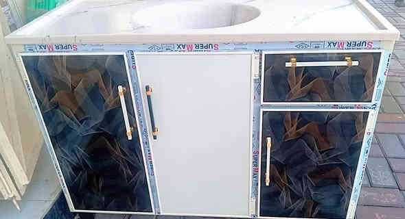 معرض الفهد للأثاث المنزلي 
متوفر كاونتر مع سنك كافة الاحجام 
العنوان: الرمادي التأميم مجاور راشي رشيد 
مقابل تانكي ام عمار 
يوجد توصيل داخل الرمادي فقط
للاستفسار الاتصال على الرقم:***********
