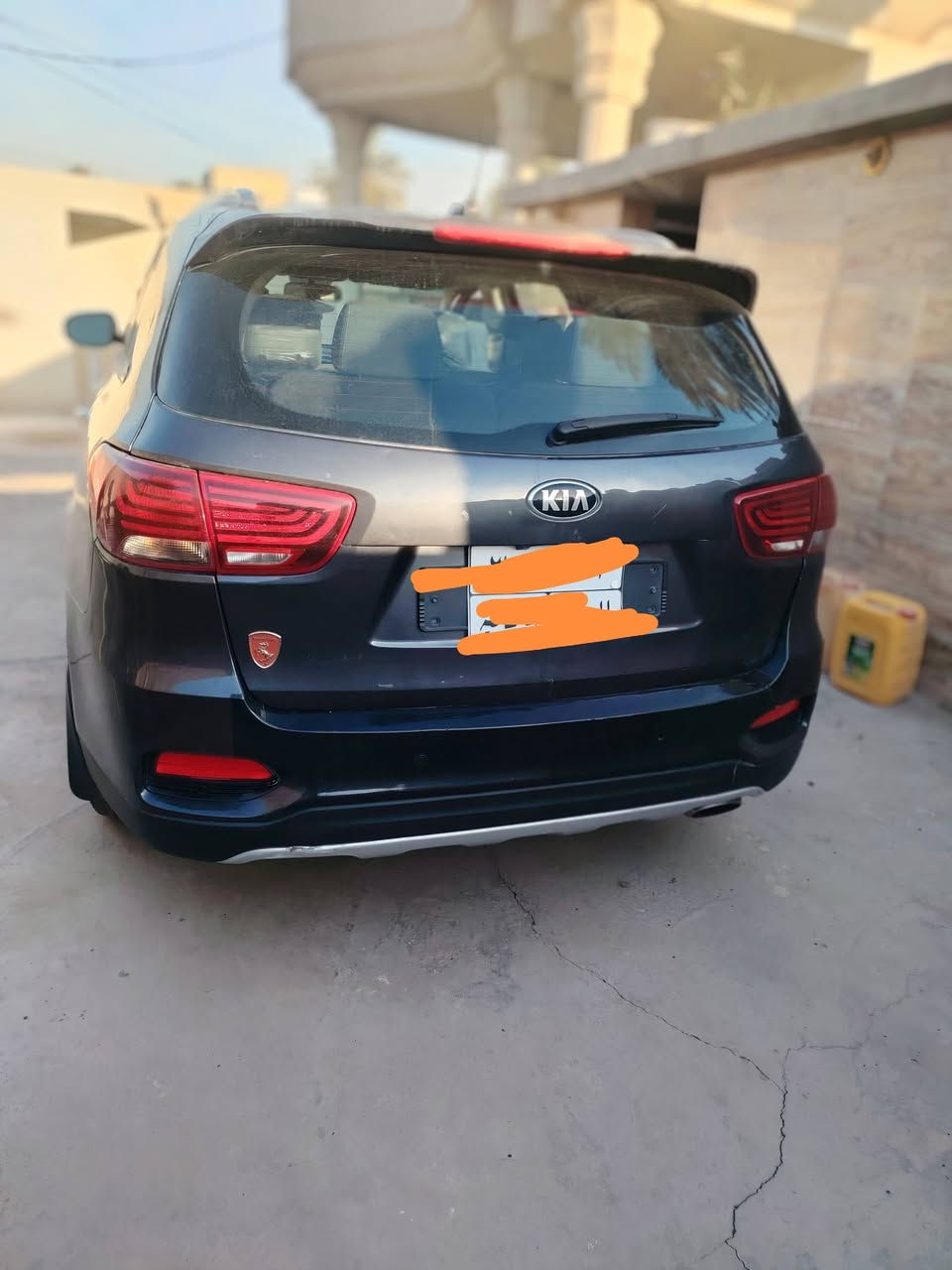 من رخصت الادمن كيا سورنتو ١٩ أمريكي رقم سليمانية لون رصاصي طوخ حادثها قبق جنطه مبدل بدون ايرباك مصبوغ باب خلفي شخط بالعراق ٧ راكب محرك ٤ سلندر ماشية ٦٧ ميل نص فووول داخل صاج اسود البوب صدر امامي خلفي جديد زوج تاير جديد السعر ١٨٥ وبيها مجال الشراي يتصل *********** صور الحادث مرفق مع الصور
