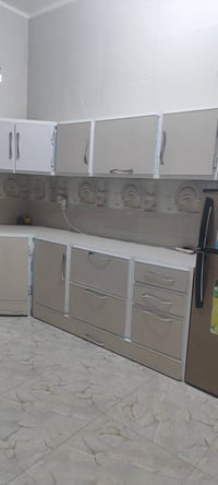 كاونتر للبيع سعر 650 رقم 07735349592