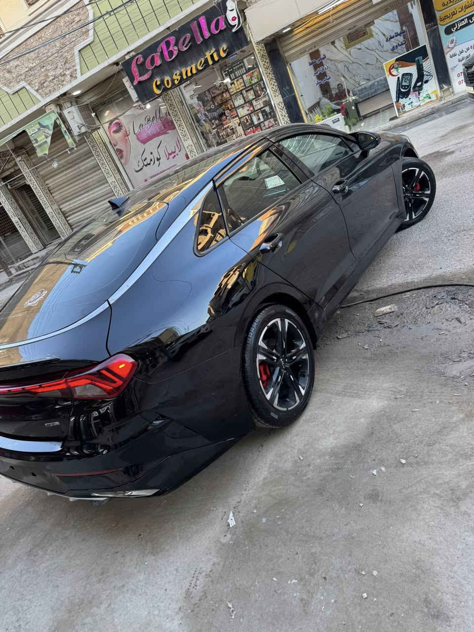 العزاز رمضان كريم
صبغ دعاميه وجاملغ خلفي كيا k5 
تطبيق اللون يمي الماني دكسون 
شوفت عينكم مرايه النتيجه بدون بولش
عنواني شارع مستشفى الدوره الاهليه
***********5
