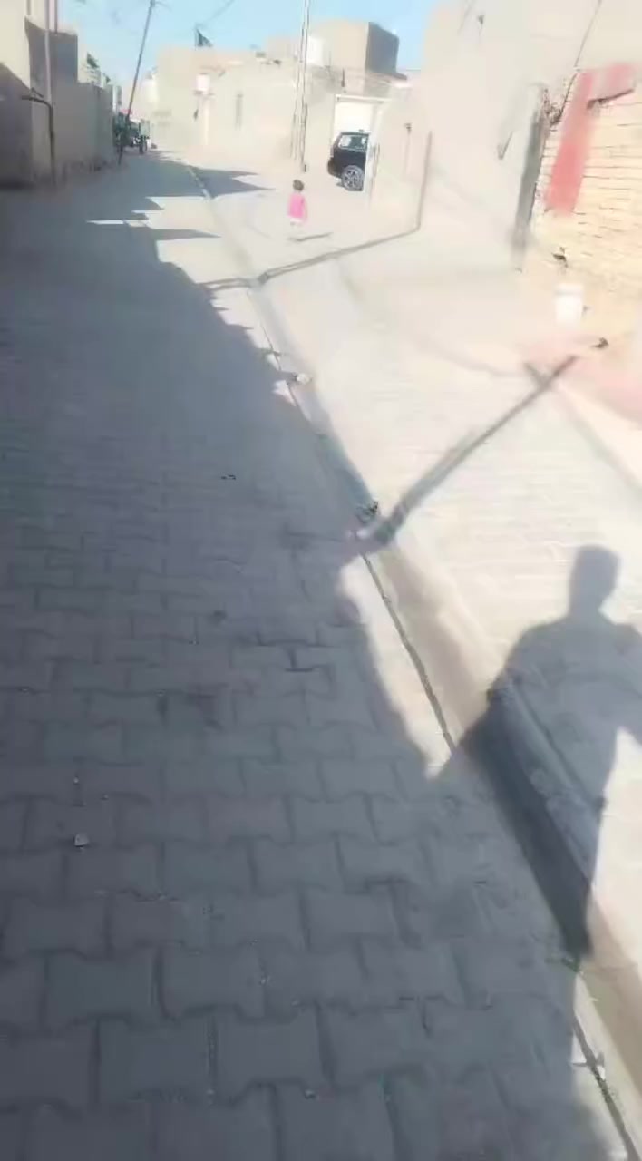 دار للبيع180متر الرضويه الثالثه طابقين صب مسلح 5غرف نوم 2صاله استقبال ومطبخ 2 وصحيات +سقوف سيراميك كاشي بناء طابوك عالي عن الشارع مثل ماموضح بل فيديو 💵السعر بلاااااش للتواصل ***********
