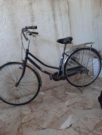 بيسكل للبيع ٧٠ مكاني قبله ٠٧٧٢١١٨٤٨٣٤