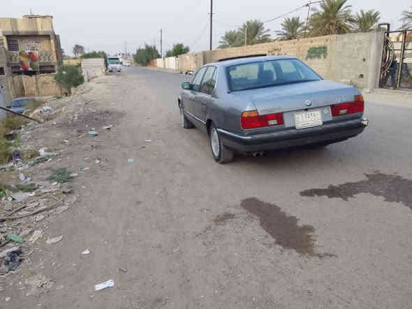 للبيع بي ام موديل 91حجم 735 صلاح الدين مشروع وطني رقم موبايل *********** سعر 45$مكاني بغداد بسمي محرك وكير مكفولات دواخل جلد نضيفة كهربائيات وكيجات وجام كله شغال سلايد روف سغال سيارة لاضربة ولاتبديل ولاخياس حدادية جديده تخم تايرات جدد سنتر لووك اربع بوب شغال. مصبوغه جمالية شراي يتصل
