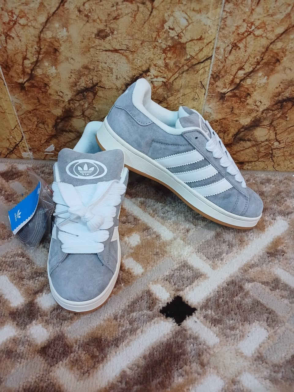 أديداس سامبا قياس 41...40 ألف توصيل مجاني


**إذا كنت صاحب هذا الإعلان وتريد حذفه لأي سبب، رجاءا أرسل رسالة إلى الدعم الفني**