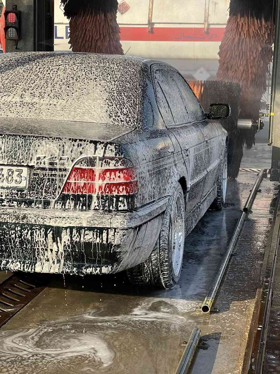 يالله  اللهم صلي ع محمد وال محمد 
كاسحه 1996 744v8 فوول مواصفات معروفه مواصفاته 
جنطه شفط مري شفط كشنات كهرباء وخزن شاشه كامره حساسات فوول للأخير مصبوغه جماليه بيه طخه بلجاملغ الخلفي بسيطه السياره تحفه تريد وكاله تريد مداور حاظرين سعر السياره 95 ومجاله بسيط مكان حله *********** ***********
