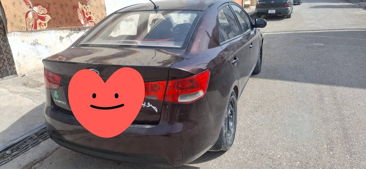 السلام عليكم 
بيع سريع بدون مراوس لغرض الحاجة
سيراتو كير عادي موديل ٢٠١١ بيها قطعتين صبغ وبيها أثر حالوب خفيف قمارة وصندوق 
السعر قفل 🔐 ٧٥


**إذا كنت صاحب هذا الإعلان وتريد حذفه لأي سبب، رجاءا أرسل رسالة إلى الدعم الفني**
