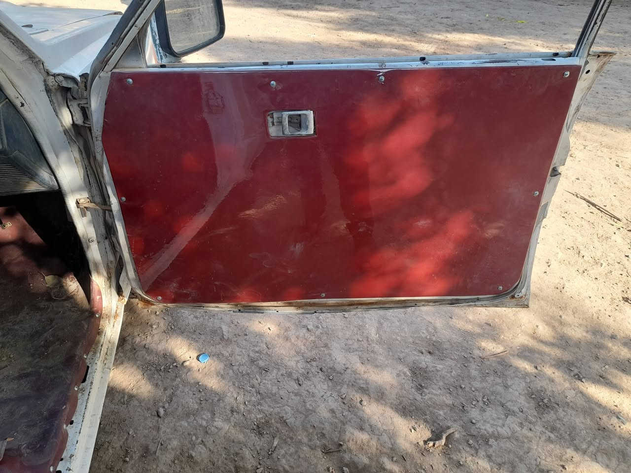 السلام عليكم بيكم ٨٧ رقم واسط سياره خير من الله محرك ثري واي السعر ٣٠ وبيه مجال والشراي يتصل ***********
