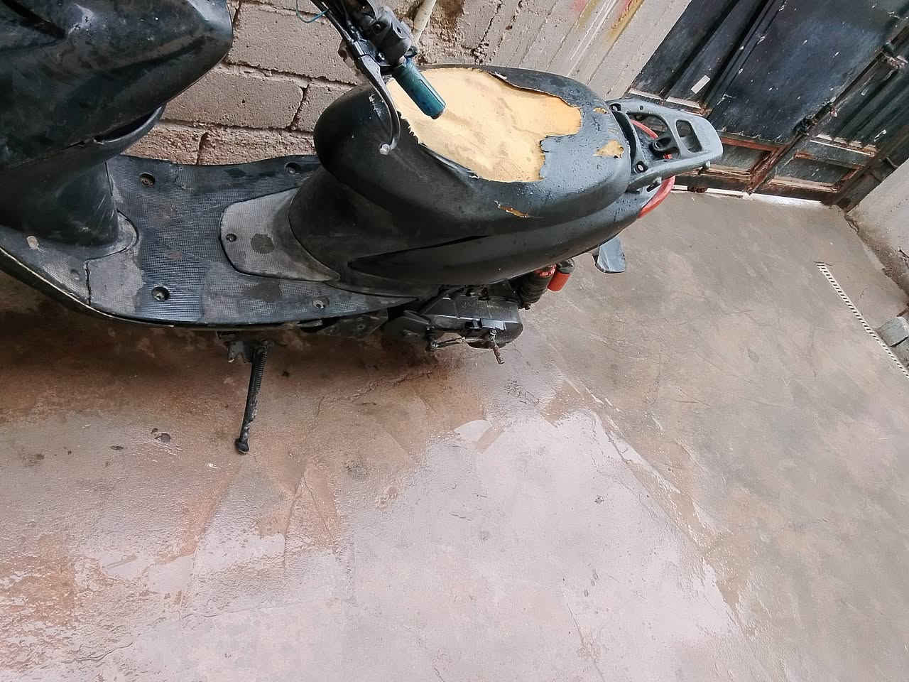 سلام عليكم دراجه عصفوري البيع مكينته ناعمه كهربايات كله شغال***********
