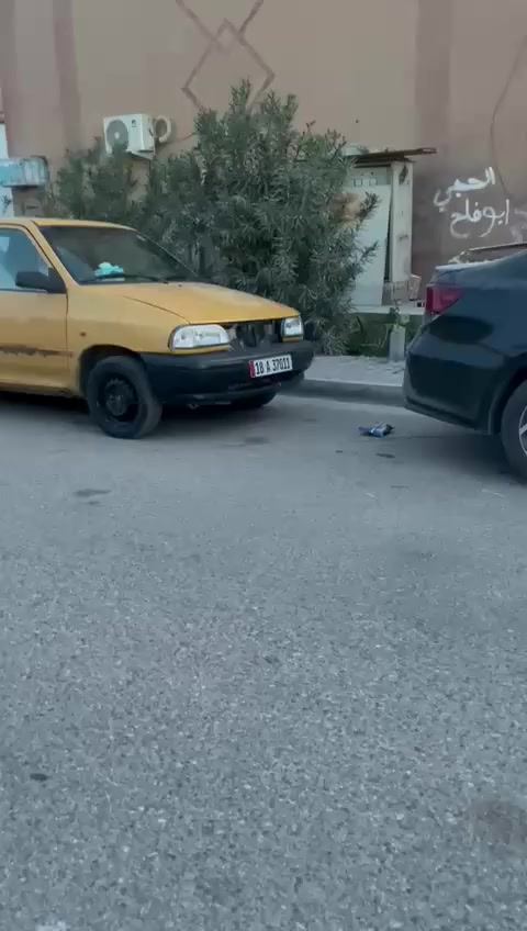 سلام عليكم سايبه للبيع 2015 باسمي رقم بابل18 انكليزي ضربه جاملغ ايسر طخه بسيطه كلش  بسيط سعر 33 وبيهه مجال*********** الخزعلي
