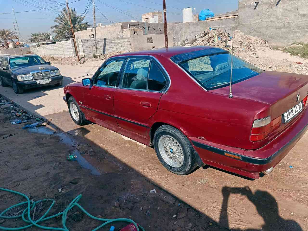 للبيع bmw 525
رقم بصره مشروع وطني ل30 شرط المداور راعيه يمي يريد تحويل 
مكينه وكير ثنين ونص ديلكو بلكارتون صار شهرين من شادهن تحويره كامله مكينه كير ضفيره باتري كله جديد
حداديه نفض امامي خلفي كله جدديد كاردن وشيال جدد
تخم تاير جديد وتخم ويل خليه سياره نقصه فقط تبريد 
بدون ضربه دواخل نضيفه كهربائيات شغاله 
السعر 47 وبيه مجاال قليل مكاني ناصريه قضاء الغراف
***********
