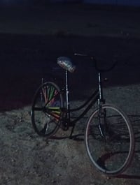 دراجة • للبيع