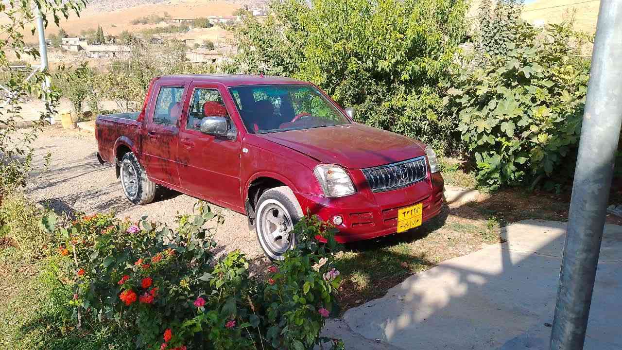 پیکاب  ڕەقەم سلێمانی

مەکینە بەخ مۆدێل ٢٠٠٦

قفڵ مەرکەزی

جام کارەبایی

چوارتایە و ویلی لۆک

بەرگە کوشن و گاعی تازە

دەحم و لێدراوی نییە

سەنەوی بەسەر چووە

هەزەی تازەی بۆکراوە

نرخ 30گەڵا
***********
