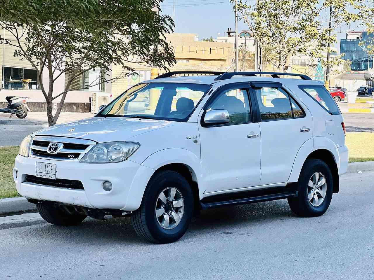 تويوتا فورچنل مديل 2006 خليجي السعر 104 وبيها مجال الاستفسار *********** مواصفات V6 تبريد 3 قطع 7 راكب مكفوله من الضربه والتبديل بيها رشات صبغ جماليه محرك وكير مكفولات تبريد ❄️ تخم تاير حداديه جديده مكاني كربلاء
