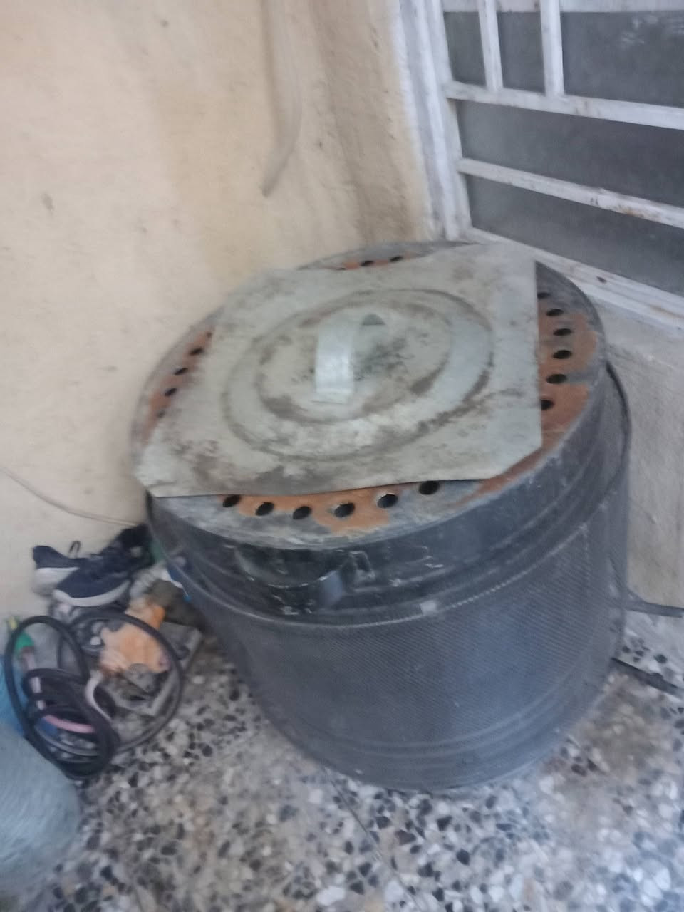 تنور للبيع جديد اشتريته ما مستخدميه نهائيا بس لايحة مطر وشوية زنجار صار بيه ابيعه ب ١٥ حي النصر


**إذا كنت صاحب هذا الإعلان وتريد حذفه لأي سبب، رجاءا أرسل رسالة إلى الدعم الفني**