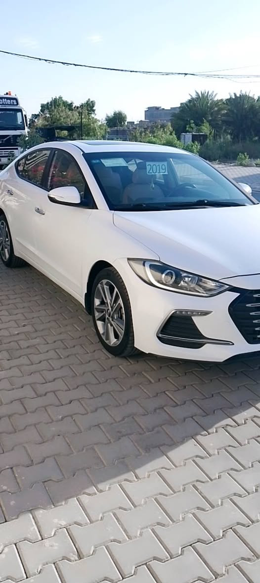 النترا.2019. سوبر مكفوله.ماشيه 130.رقم واسط جاهزه.من كلشي.السعر.158.مجال قليل.مكاني واسط مركز المدينه. ...***********
