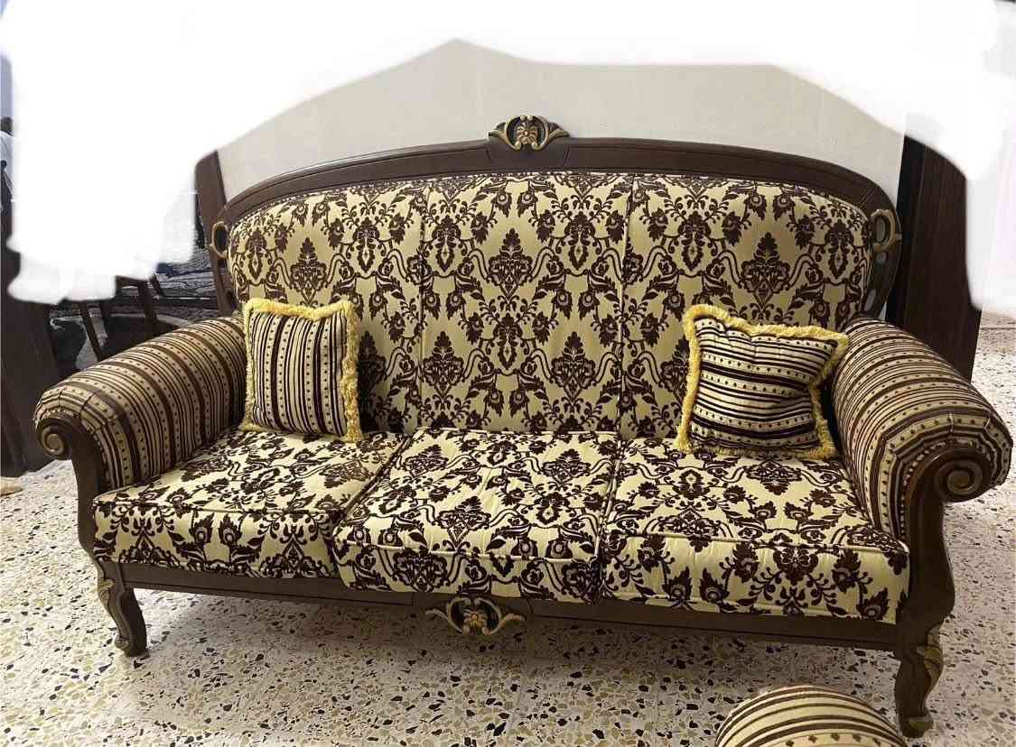 تخم تركي نظيف جدا
١٠ مقاعد
المكان تكريت
٢٧٥ الف
***********
