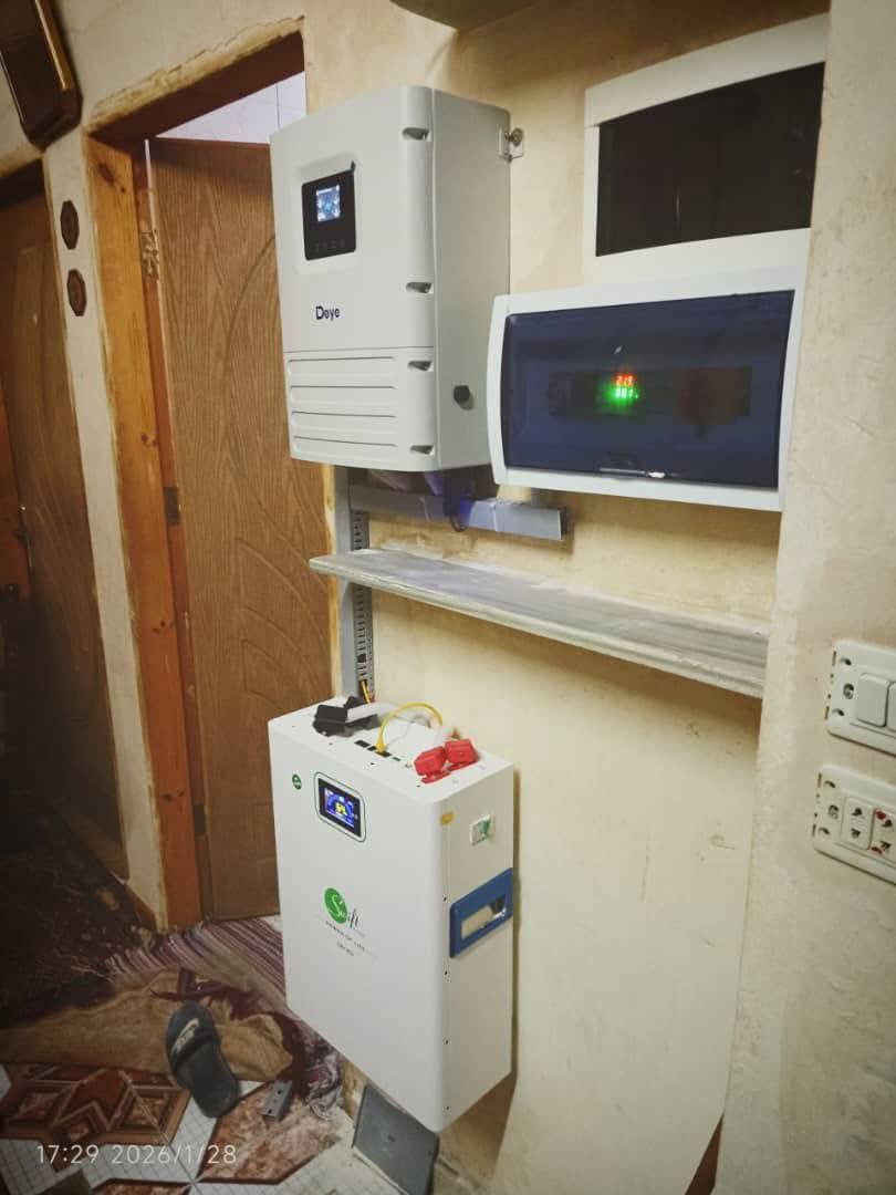 عروض جديدة مكتب المهندس للطاقة الشمسية
تخفيضات البيع نقد
🔋 المنظومة الأولى
10 أمبير نهاري / 8 أمبير ليلي (ليثيوم)
الإنفيرتر: 4 كيلوواط – ضمان 2سنة
البطارية: 8 كيلوواط – ضمان 5 سنوات
الألواح: 5 ألواح   
السعر الكلي: 4,100,000

ــــــــــــــــــــ

🔋 المنظومة الثانية
12 أمبير نهاري / 10 أمبير ليلي
الإنفيرتر: 6 كيلوواط  – ضمان 2سنة
البطارية: 10 كيلوواط  – ضمان 5 سنوات
الألواح: 6 ألواح لونجي
السعر الكلي: 4,850,000

ــــــــــــــــــــ

🔋 المنظومة الثالثة
16 أمبير نهاري / 15 أمبير ليلي
الإنفيرتر: 6 كيلوواط – ضمان سنة
البطارية: 15 كيلوواط ليثيوم – ضمان 5 سنوات
الألواح: 8 ألواح  – ضمان 15 سنة
السعر الكلي:  5,950,000

ــــــــــــــــــــ

🔋 المنظومة الرابعة
20 أمبير نهاري /15 أمبير ليلي
الإنفيرتر: 8 كيلوواط
البطارية: 15 كيلوواط ليثيوم
الألواح: 10 ألواح – ضمان 15 سنة
السعر الكلي: 6,750,000
ــــــــــــــــــــ

🔋 المنظومة الخامسة
25 أمبير نهاري / 25 أمبير ليلي
الإنفيرتر: 8 كيلوواط
البطارية: 25 كيلوواط ليثيوم
الألواح:14 لوح  – ضمان 15 سنة
السعر الكلي: 9,000,000

 المنظومة الخامسة
30 أمبير نهاري / 30 أمبير ليلي
الإنفيرتر: 12 كيلوواط
البطارية.15كيلو عدد2  ليثيوم
الألواح: 16 ألواح – ضمان 15 سنة
السعر الكلي: 10,980,000
#الطاقة_الشمسية
#الطاقة_البديلة
#الواح_الشمسية
#المولدات


**إذا كنت صاحب هذا الإعلان وتريد حذفه لأي سبب، رجاءا أرسل رسالة إلى الدعم الفني**