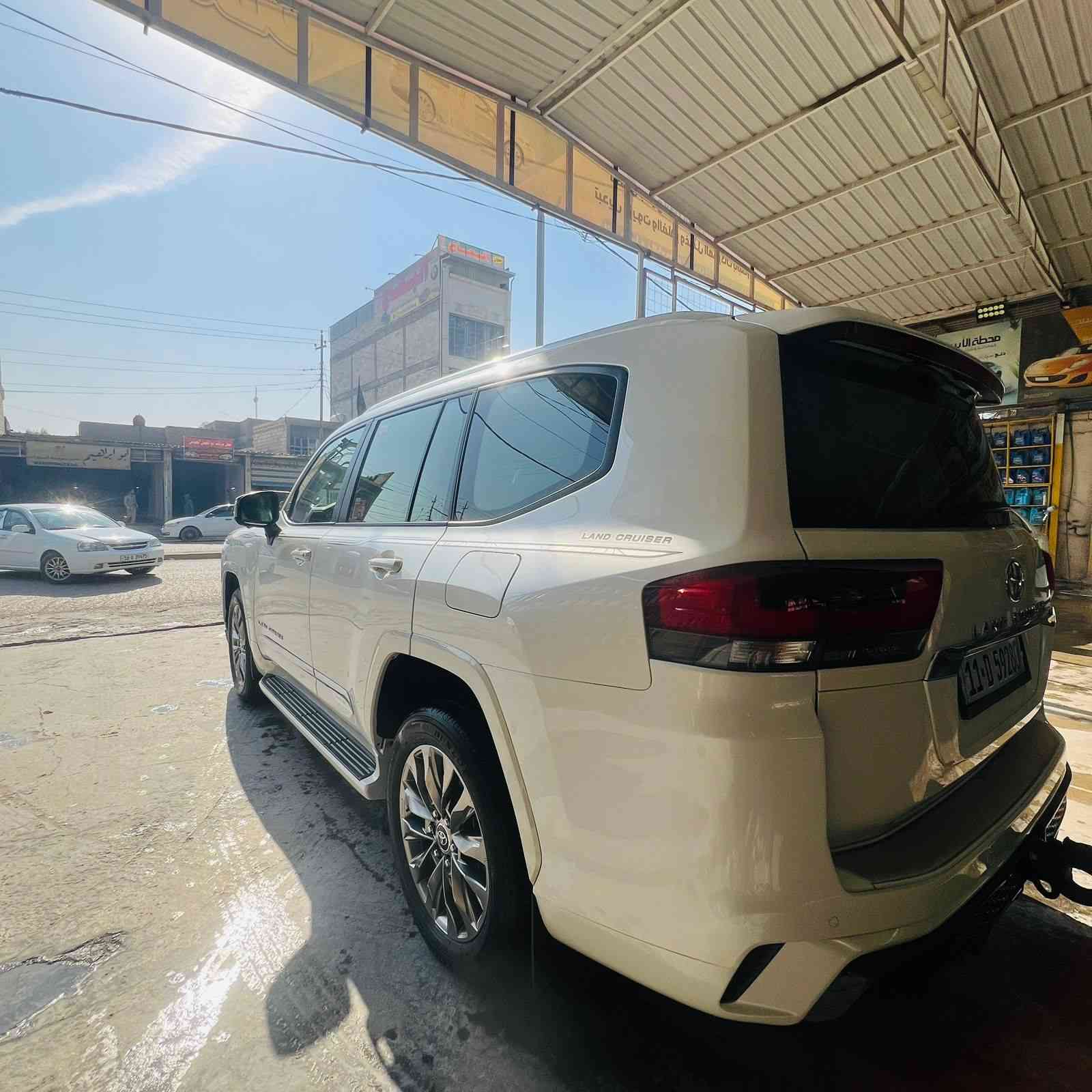 السلام عليكم لاندكروز ٢٠٢٣ شركة ساز لمتدد اصل 4000 تنفس طبيعي مكفوله كفاله عامة ماشي ٤٣  السعر 720 الاستفسار *********** غير متواجد عل فيس
