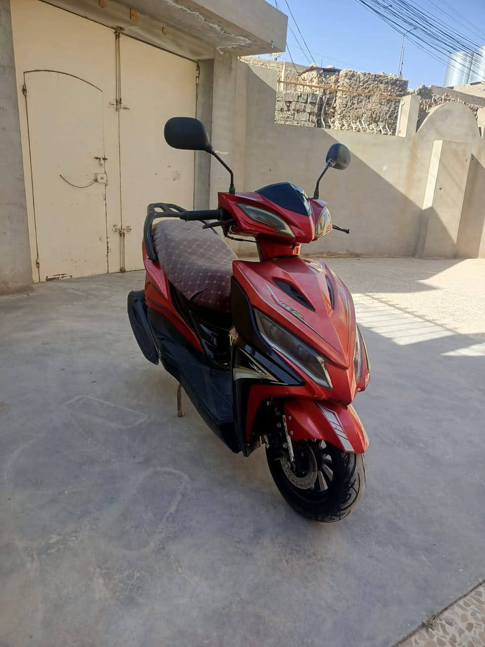 دراجه للبيع جامبو مكينه مفتوح كلشي شغال سعر 275بيهامجال***********
