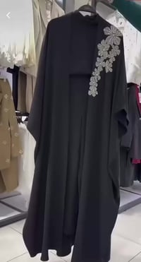 جديد • ملابس • للبيع