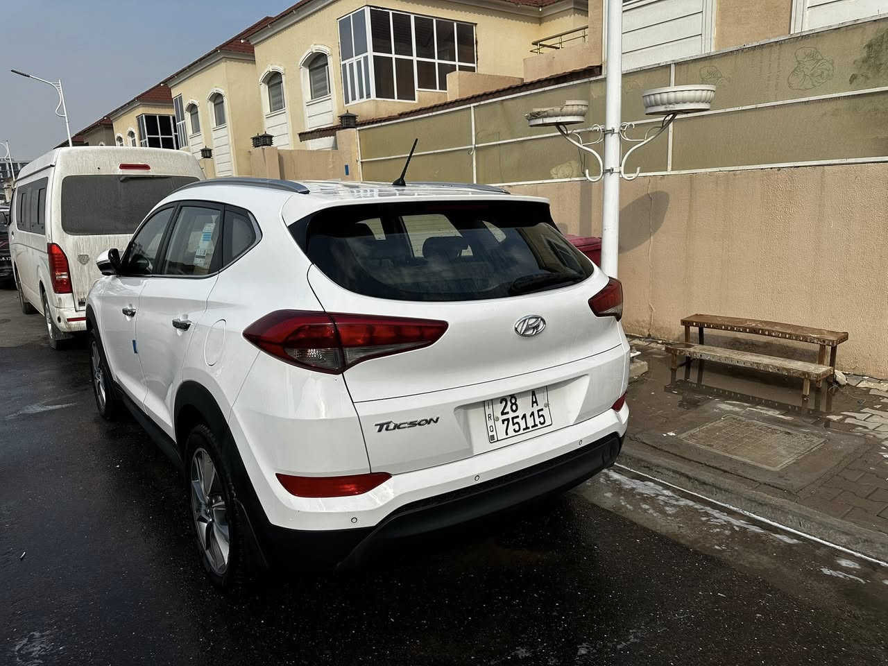 السلام عليكم
توسان موديل 2018 خليجي
الماشي: 165 ألف كم
بها بس بارد كذ شبر، والباقي كفالة عامة
السعر: 185
المكان:البصرة

📞 ***********
