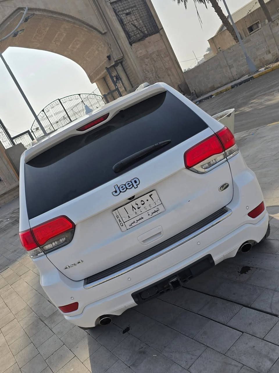 السلام عليكم للبيع او مراوس 
جيب اوفرلاند موديل 2018  فول الفول لون صدفي 

مواصفات السياره، 

1- محرك 6 سلندر 3600، صالنصه عدد ثنين

2-رقم بصرة بااسمي

3-فتحه بانوراما، 

4-كشنات جلد بيجي تدفئه تبريد، كشنات خلفيه تدفئه 

5-كشنات اماميه فول تحكم كهرباء+خرن 

6-ستيرن تدفئه+ ستيرن كهرباء+ شفتات

7-دشبول خياط بلادي اصلي 

8-جكات

9-اربع وضعيات للقياده 

10-نظام صرف الوقود (ايكو)

11-مرآه جانبيه في حاله الرجوع للخلف+ هيتر 

12-لايتات لدات امامي خلفي+ منضمومه زنون بلادي

13-كامره خلفيه + حساس خلفي امامي 

14_ شاشه كبيره 

15- صندوك كهرباء 

16-تشغيل عن بعد 

17-هوكات امامي + خلفي

18- غرفته لون بيجي

السياره فقط تقرير مياء امطار قطرة ماداخللة والصور التقرير مرفقة 

مكانها البصرة   الاتصال ***********

السعر  خاص الخاص مفتوح
