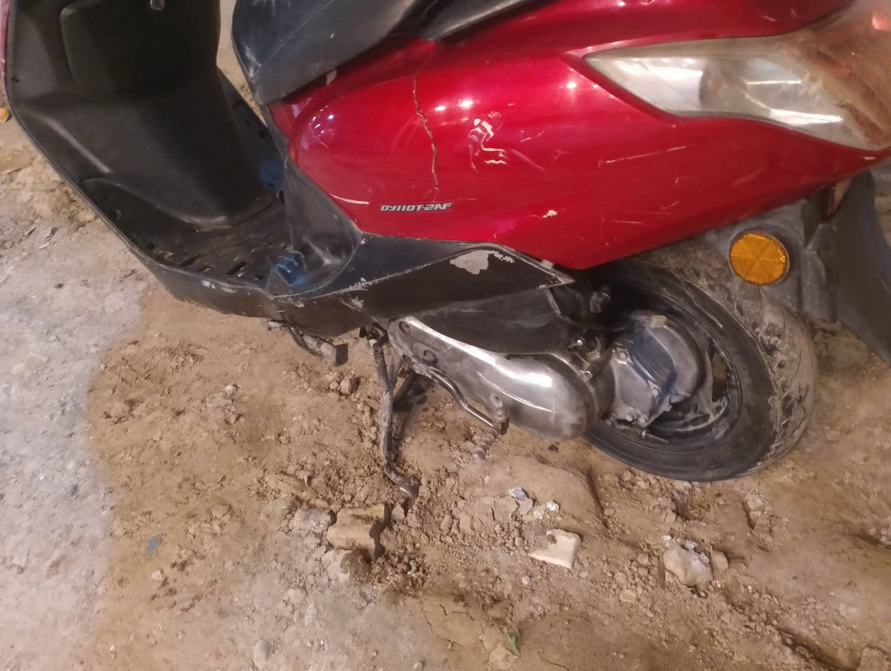 سلام عليكم شباب
عدي دراجه اسبيسي دراجه نضيفه من محرك ومن كفرات 
وكلشي شغال بيه الكهربائيات والسلف نكره بكل وكت درجات حلوه ادك معدل 90 دراجه فول 
سعره 250 وبيه مجال حك الجيه 
هذه رقمي وتساب أو رصيد 
وتساب *********** 
مكاني بغداد علي صالح مقابيل منطقه الطوبجي
