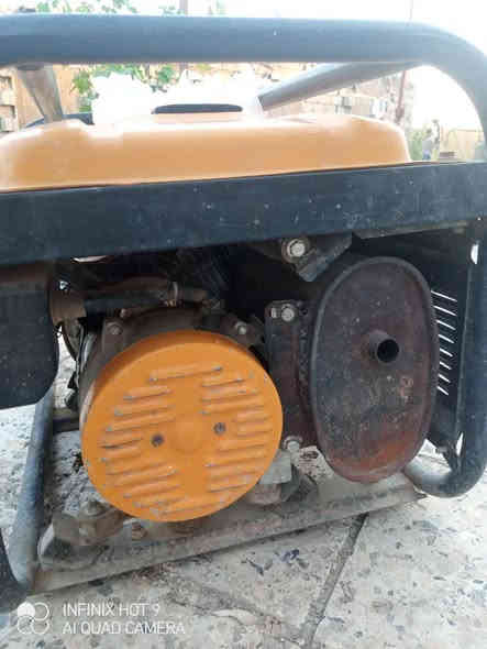 سلام عليكم مولد شبه جديد مكان بابل محاويل سعر 125  وبيه بجال للستفسار على رقم الهاتف ***********
