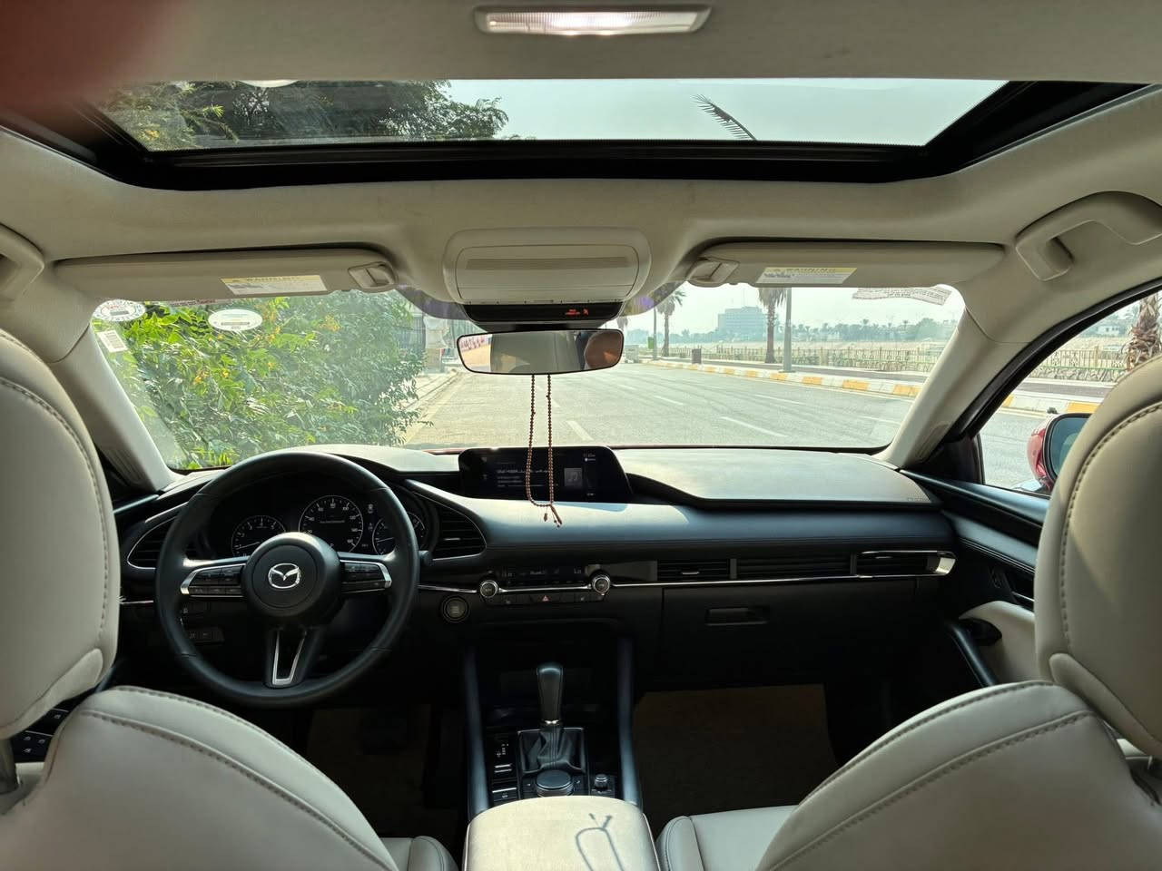 سلام عليكم مازدا 3 موديل 25 ماشيه 15 ميل ظرر جاملغ خلفي  بدون ايرباك راجع بارد صبغ بس دعاميه خلفيه 
مواصفات 
* فتحه
* ⁠بصمه 
* ⁠تحكم ماوس
* ⁠تحكم ستيرن
* ⁠رادار جانبي
* ⁠تحديد مسار
* ⁠كروس سرعه
* ⁠محرك 2.5 تنفس طبيعي
*كشنات مكيفه 
*لايت لد خلفي امامي
*ويل 19
*مري جانبيه قلابه
*موقع السياره بعقوبه شارع المحافظه 
* ⁠***********
‏3MZBPAOM2SM454885
* 168 $
