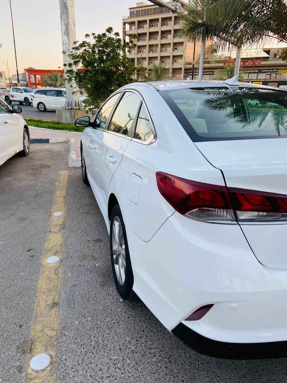 هيونداي سوناتا 2018

لون ابيض صدفي

مواصفات :-

محرك 2400

شاشة كبيرة كامرة دوارة 

ويل كب حجم 17

وباقي المواصفات المعروفة لse

ماشية 124 الف 

الضرر :- قبق جنطه فقط

السيارة حلوه وجاهزة ومابيها نقص السعر 120 مع المجال البسيط

 للاستفسار
***********
***********
مكان السياره كربلاء
