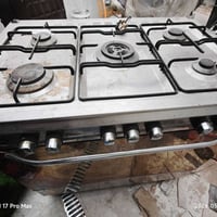 غراض منزل للبيع طباخ خمس عيون و فرن كله شغال 250 الف   غسالة ميديا 10 ...