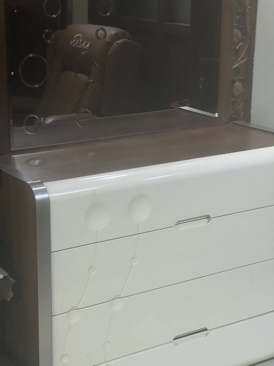 السلام عليكم.. غرفه تركية للبيع الكرادة رقم الهاتف ***********
