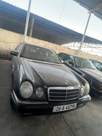 محرك 320 • ١٩٩٦ • رقم صلاح الدين