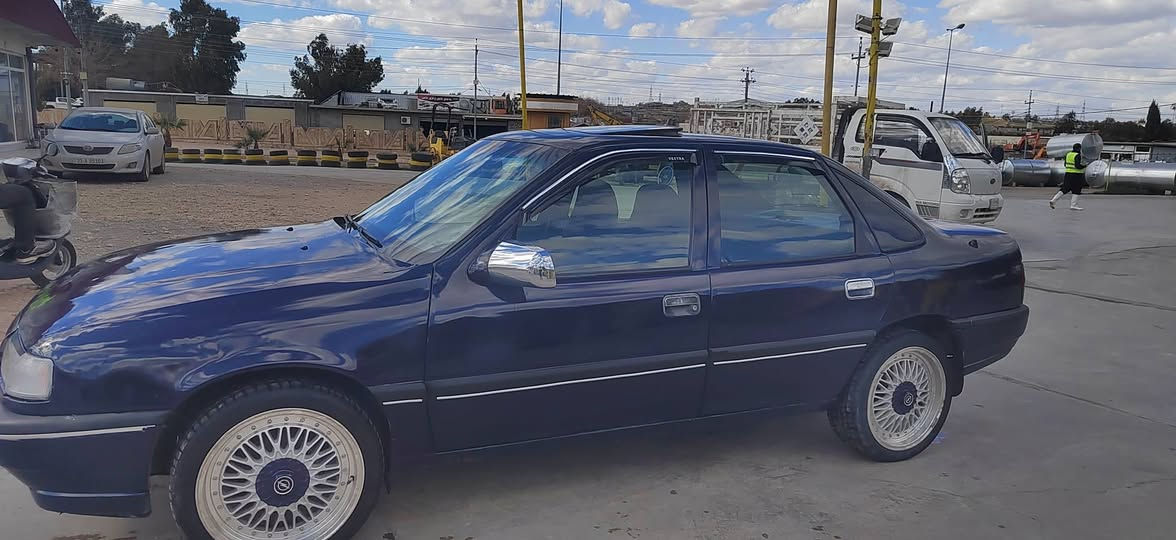 ئۆپل 
مەکینە 20
سەنەوی پلاستیک 
بەشەرتی ئەوەلیات 
گەرمی فلجە لایت کارەبای بەشترت
مۆدیل 91
گیرومەکینە بەشەرت 
سعر20گەلا 
ژم *********** واسئاب السليمانية, العراق
