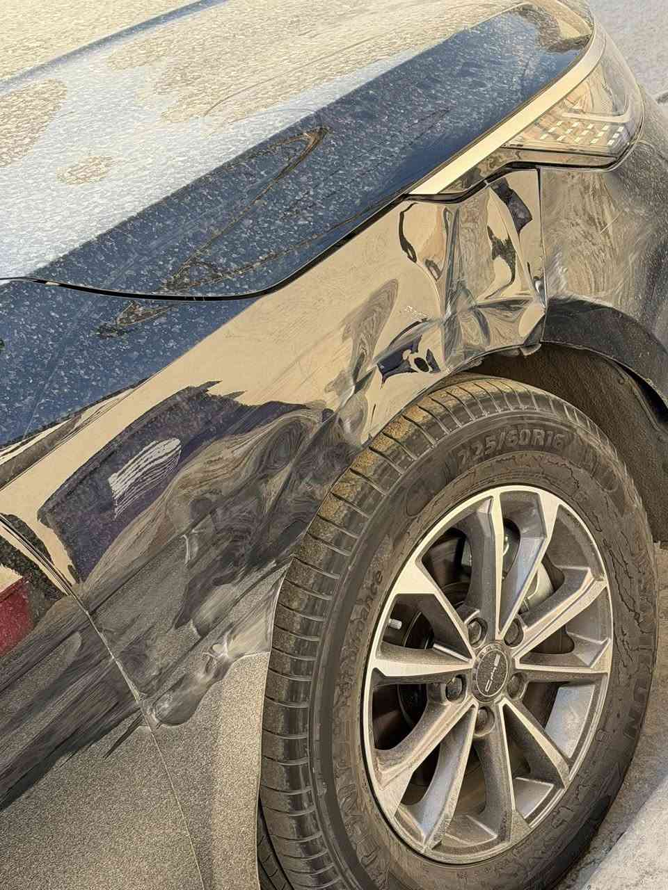 بي واي دي DESTROYER 05
لون اسود
موديل 2025
رقم بغداد جديد
ماشيه ع بانزين  4000
ماشيه ع كهرباء 2000
المجموع الماشيه عليه سياره 6000
سياره بيه حادث 
نفس الي بل صور فقط جاملغ امامي وجاملغ خلفي ثنينهن يرجعن بارد فقط هذا 
سياره بعدهي جديده داخله نضيف 
سعره 17ونص مو شراي لا تعبني لا تعلق 

تواصل واتساب او تصل ع رقم 
***********
